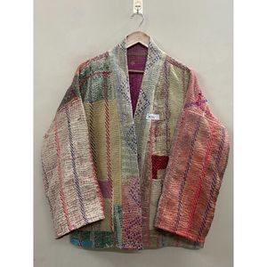 Veste kimono en patchwork 100% coton faite à la main, col châle, manches longues, écologique, pour femme - Product Image 3