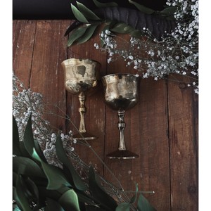 Copas de Vino Redondas de Latón Vintage Hechas a Mano con Grabado, 500-1000 ml, para Uso Decorativo en Bodas, 2 Piezas - Product Image 3