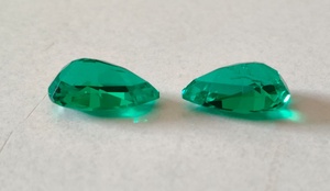 Piedra Preciosa Suelta de Esmeralda Verde con Corte en Forma de Lágrima, Suministro Directo de Fábrica, Piedras Clásicas de Lujo para la Elaboración de Joyería - Product Image 1