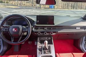 Honda Civic Type <span class=keywords><strong>R</strong></span> 2023 Usado, 11000 Millas, Transmisión Manual de 6 Velocidades, Motor Turbo de 4 Cilindros, Sin Modificar - Product Image 2