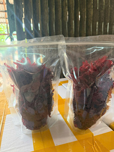 ดอกกระเจี๊ยบแห้งพรีเมียมจากเวียดนาม ผลผลิตธรรมชาติสำหรับชงชา เครื่องดื่ม ของหวาน น้ำเชื่อม และบริการอาหาร - Product Image 6