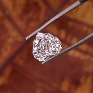 Diamante Cultivado en Laboratorio con Certificación IGI, Corte Excelente 3EX, B2B 2CT, Corazón F VS1, Proveedor Mayorista para Compradores Internacionales de Diamantes - Product Image 4