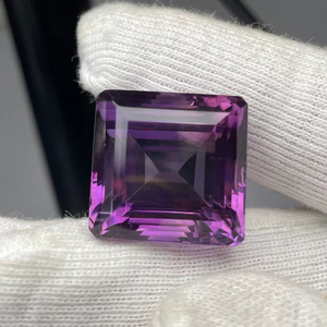 อเมทิสต์ธรรมชาติทรงคุชชั่น 41.48 กะรัต ขนาดใหญ่ คุณภาพเกรด AAA พร้อมประกายและสีสวยงาม ตัดเจียระไนอย่างสมบูรณ์แบบ ราคาถูก - Product Image 1