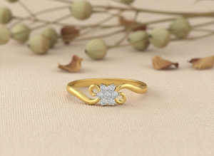 แหวนเพชรเม็ดเดี่ยวทรงดอกไม้ ทอง 14K ทำมือ ประดับเพชร VVS1 ที่เพาะเลี้ยงในห้องปฏิบัติการ ดีไซน์เรียบหรูแบบมินิมอล ตัวเรือนแบบหนามเตย เหมาะสำหรับเป็นแหวนหมั้น - Product Image 5