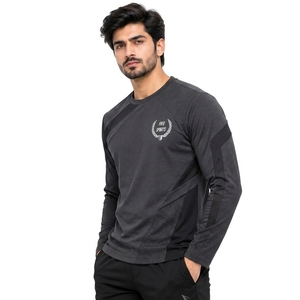 Camiseta Premium de Manga Larga para Hombre, Confeccionada con Material Cómodo y Construcción Resistente, con Costuras Impecables y Atractivas - Product Image 4