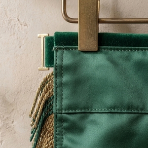 Delantales Bordados Profesionales para Equipos de Catering, Hoteles y Servicios de Alimentos, Fabricante y Proveedor OEM ODM, Pedidos al por Mayor - Product Image 6