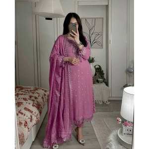 Conjunto de Salwar Kameez de Seda Talla XL para Fiesta con Lentejuelas y Bordado Zari para Atuendos Elegantes - Product Image 2