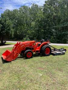 รถแทรกเตอร์ขนาดเล็ก Kubota L3901 ขับเคลื่อน 4 ล้อ เครื่องยนต์ดีเซล สำหรับงานเกษตรกรรม พร้อมกำลังแรง ทนทาน แข็งแกร่ง - Product Image 1