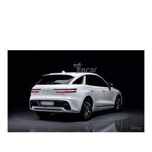 Genesis GV70 2.5T Gasolina AWD con Caja de Cambios Automática y Asientos de Cuero, Volante a la Izquierda, Cámara Trasera - Marzo 2024, 9,798 km - Product Image 2