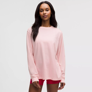 เสื้อยืดแขนยาวสีพื้นแฟชั่นสำหรับผู้หญิง ทรงเข้ารูป คอกลม ผ้าถัก 100% คอตตอน ใส่สบาย ระบายอากาศดี รับสกรีนโลโก้ - Product Image 1