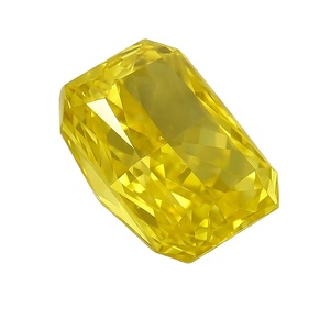 Diamante hecho en laboratorio de corte radiante amarillo para anillo - Product Image 3