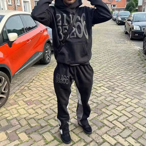 ชุดเซ็ตแบบกำหนดเอง ลายพิมพ์แบบย้อมสีเอซิดวอช ดีไซน์ขาดๆ แบบรีดร้อน สำหรับฤดูหนาว/ฤดูใบไม้ผลิ ผ้าฝ้ายฟลีซ 100% เสื้อฮู้ดและกางเกงขายาวมีฮู้ด - Product Image 4