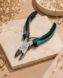 <b>Long</b> <b>Nose</b> Stainless Steel Lightweight Jewelry Making Pliers - Product Image 1