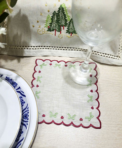 Serviette de cocktail carrée personnalisée avec broderie nœud et cœur, 6*6 pouces, réutilisable, en lin naturel, bord festonné, pour bar à domicile et événements - Product Image 6