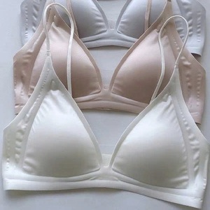 ชุดชั้นในไร้โครงสำหรับผู้หญิงแบบใหม่ เซ็กซี่ พร้อมกางเกงในเอวต่ำแบบ Thong - Product Image 1