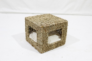 Casa para Mascotas Cuadrada de Mimbre, Cama Transpirable para Gatos con Cojín - Product Image 4