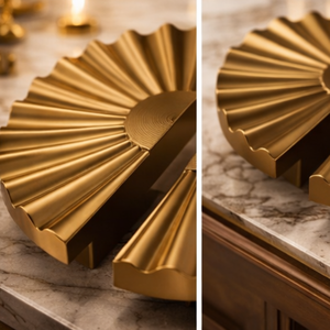 Manija de Puerta de Diseño Moderno y Lujoso Aurora Fan, Fabricada en Latón Resistente para Hoteles |   Herrajes Decorativos para Puerta de Entrada con Diseño de Sol Radiante - Product Image 2