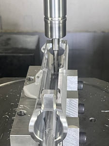 Carcasa de aluminio mecanizado CNC de 5 ejes | Negro mate anodizado | Tolerancia de precisión ± 0,01mm - Product Image 2