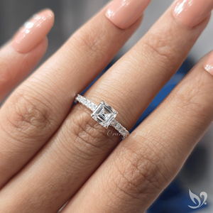 Anillo de Compromiso y Boda con Diamante Cultivado en Laboratorio de Corte Asscher de 1 Quilate, Banda Pavé Catedral, Oro Blanco de 10K, Certificado IGI - Product Image 4