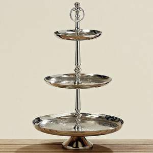 Plateau de service vintage en laiton à plusieurs niveaux avec assiettes à motifs floraux pour les fêtes et la décoration de la maison, décoration de table, utilisation en cuisine - Product Image 2