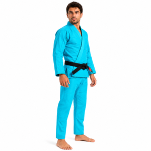 Traje de BJJ listo para la competencia, con tela resistente, costuras seguras y rendimiento cómodo para cada desafío de grappling. - Product Image 2