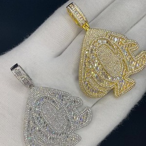 Collar con Colgante de As de Espadas con Incrustaciones de Diamantes de Imitación para Hombre, Chapado en Rodio, Estilo Hip Hop, para Fiestas - Product Image 2