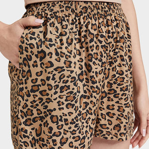 Shorts pour femmes en matière extensible, couleur unie personnalisable, nouvelle mode, séchage rapide et respirant, shorts décontractés pour femmes - Product Image 3
