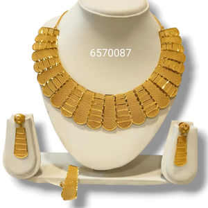 ชุดสร้อยคอเพชรแบบหนามเตยทรงอินฟินิตี้ชุบทอง 6 กรัม สำหรับงานหมั้นและงานแต่งงานของผู้หญิงแอฟริกัน ยี่ห้อ AWAIS HOUSE สไตล์ฮิปฮอป - Product Image 1