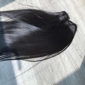 Wholesale 28 Inches Jet <b>Black</b> Super Quality Remy <b>Hair</b> 100% Cuticle Intact Bone Straight Virgin Vietnamese Human <b>Hair</b> <b>Extensions</b> - Product Image 3