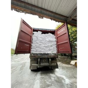 CaCO3 de qualité supérieure pour les plaques de porte en PVC blanc et rigide pour les miroirs de bain - Product Image 1