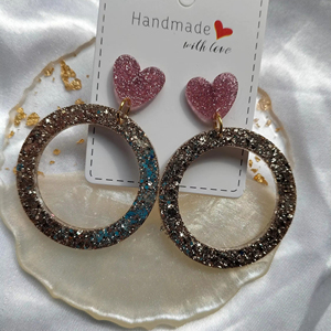 Pendientes de Resina con Corazón Brillante Hechos a Mano, Joyería de Moda, Set de Regalo para el Día de San Valentín - Product Image 1