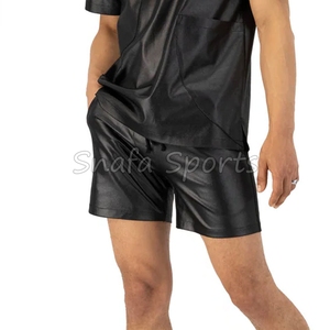 กางเกงขาสั้นหนังผู้ชายรุ่นใหม่สวมใส่สบาย ระบายอากาศได้ดี ผ้าฝ้ายสีพื้น เอวกลาง กางเกงขาสั้นหนัง PU สำหรับผู้ชาย - Product Image 5