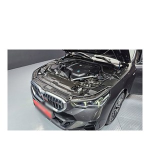 BMW Série 5 520i M Sport 2023, 31 991 km, boîte automatique, sièges en cuir, conduite à gauche, caméra de recul - Product Image 6