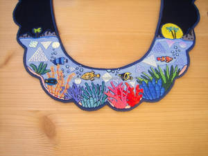 Luxueux collier brodé à la main fabriqué avec des perles de verre pour créer une déclaration étonnante pour chaque moment spécial - Product Image 6