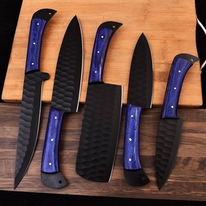 Juego de Cuchillos de Chef Profesionales de Acero al Carbono de 5 Piezas, Marca Ahmad Fabric, Hechos a Mano, Mango de Resina, Funda de Cuero, Diseño Moderno, Personalizable - Product Image 2