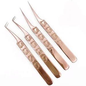 แหนบต่อขนตา KAAMIR INSTRUMENTS สลักลายด้วยเลเซอร์ ด้ามจับลายกุหลาบทอง ทำจากสแตนเลส ปลายเรียบ 90 องศา - Product Image 5