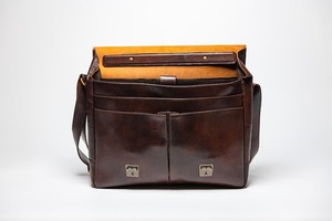 High Quality Elegant Leather Laptop Bag for Daily <b>Office</b> Work Business Travel Shoulder Messenger Bag Available for Sale - Product Image 3