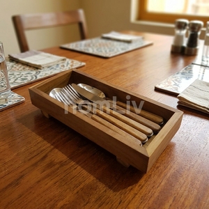 Plateau à couverts décoratif en bois de teck naturel fait main, organisateur de couverts en bois massif durable, boîte de rangement pour ustensiles, vaisselle - Product Image 2