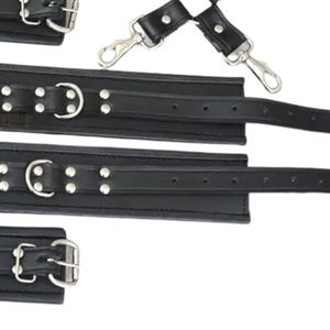 ชุดอุปกรณ์เริ่มต้นสำหรับการเล่น BDSM ของ Black Sheep ทำจากหนังแท้ 100% กันน้ำ เป็นมิตรกับสิ่งแวดล้อม ประกอบด้วยกุญแจมือ ปลอกคอ และไม้ตี น้ำหนัก 1 กิโลกรัม - Product Image 1