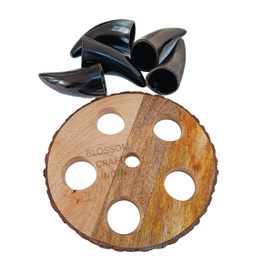 Cuerno para Beber Hecho a Mano con Soporte de Madera, Cuerno de Vaca, Buey o Búfalo Pulido, Auténtico Estilo Vikingo Rústico Nórdico, Ideal para Regalo - Product Image 1