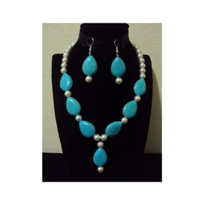 Collar con Colgante Moderno de Resina en Forma de Paz, Joyería Artesanal de Epoxi Colorida, Cadena de Cuentas Bonita y a la Moda para Mujer, Regalo al por Mayor APEX - Product Image 1