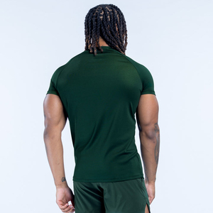 เสื้อยิมแขนสั้นผู้ชายแบบแห้งเร็ว ระบายอากาศได้ดี เสื้อคอมเพรสชั่นน้ำหนักเบา เสื้อวิ่งผู้ชาย รับผลิตแบบ OEM พร้อมสกรีนโลโก้ - Product Image 2