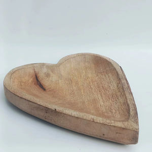 Plateau en bois en forme de cœur, plateau multifonctionnel - Product Image 1