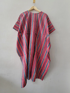 Exclusivo Kaftán de Algodón Hecho a Mano para Mujer, Ropa Étnica Informal, Estampado Floral, Cuello en V, Cordón Ajustable, Vestido Midi Informal - Product Image 4