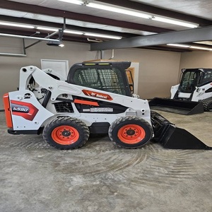 รถตักล้อยาง Bobcatts S590 ออกแบบมาเพื่อประสิทธิภาพการทำงานที่เชื่อถือได้ในสถานที่ทำงาน พร้อมการใช้งานที่มีประสิทธิภาพและการจัดการวัสดุที่หลากหลาย - Product Image 2