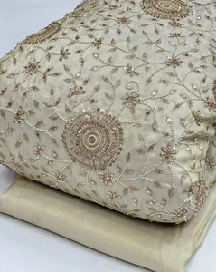 Tissu en soie brodé de perles décoratives de haute qualité pour vêtements traditionnels indiens ou costumes Anarkali, prix d'usine - Product Image 2