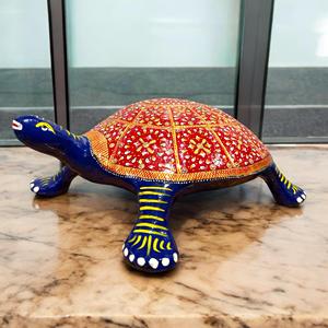 Escultura de Tortuga de Aluminio Hecha a Mano, Roja, Amarilla y Azul, Arte Folclórico, Figura Decorativa, Patrón Geométrico Pintado, Decoración del Hogar - Product Image 2