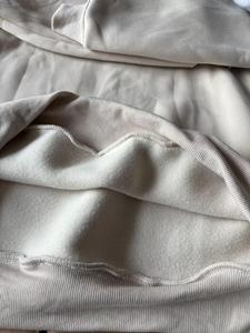 เสื้อสเวตเชิ้ตคอกลมผู้ชายขายส่ง ทรงปกติ ผ้าฝ้ายออร์แกนิค 100% เนื้อฟลีซ ระบายอากาศได้ดี เป็นมิตรกับสิ่งแวดล้อม มีโลโก้ด้านหน้า เหมาะสำหรับฤดูหนาว - Product Image 6