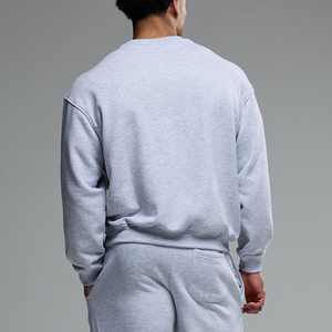 Sweat-shirt à col rond gris clair pour homme, coupe classique, couleur unie, pull décontracté en coton French Terry, vêtement d'automne - Product Image 4