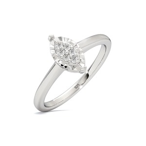 Bague minimaliste en diamant naturel de forme marquise en argent sterling 925 pour femmes - Product Image 1